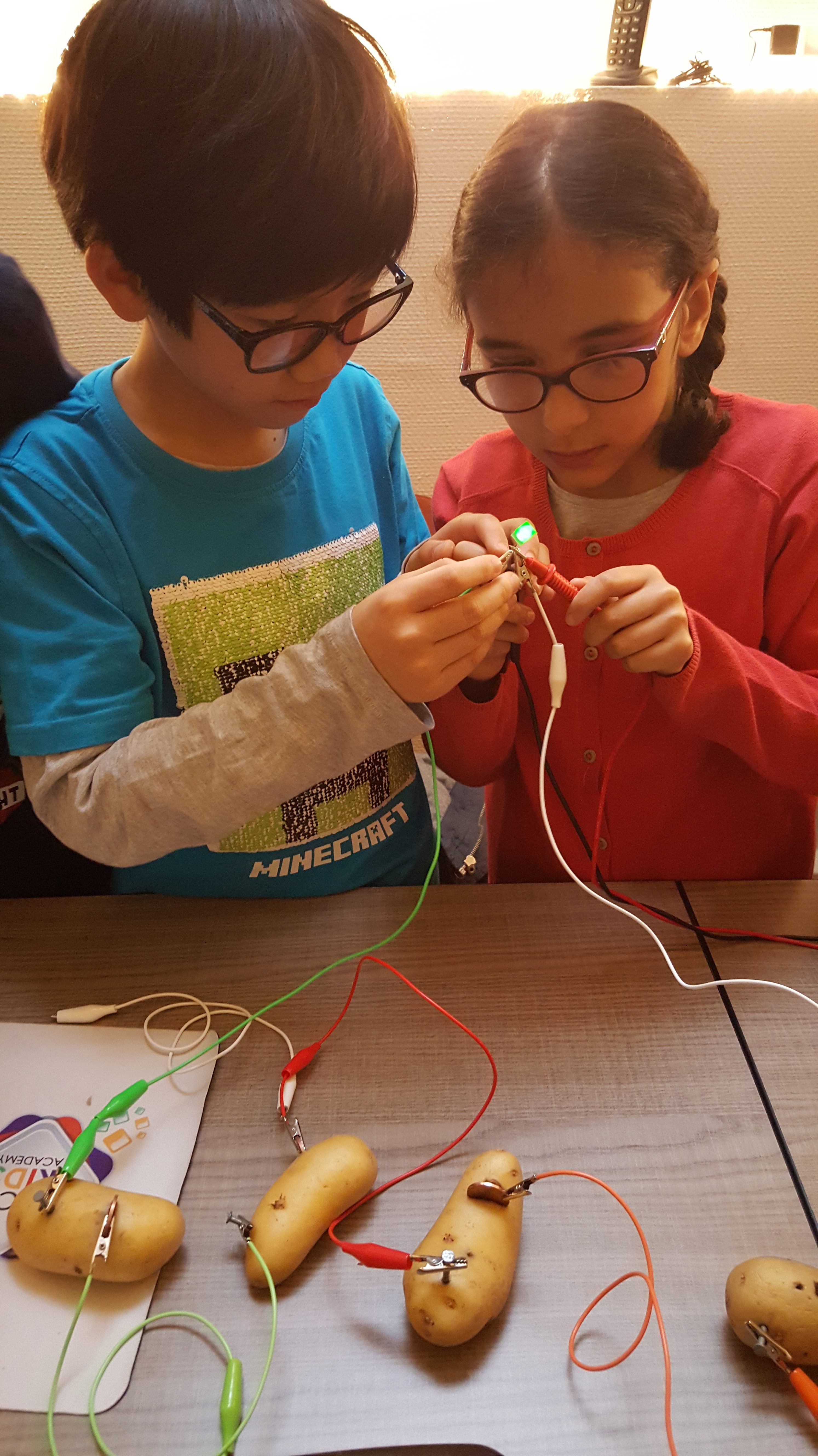 Ateliers hebdos 7-9 ans Electronique patate