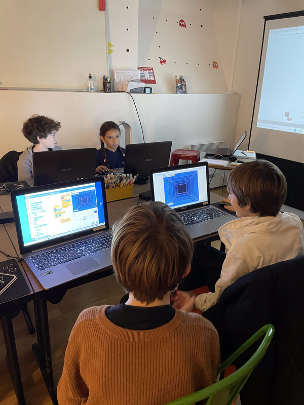 RS11140_IMG_8562-scr - Tech Kids Academy