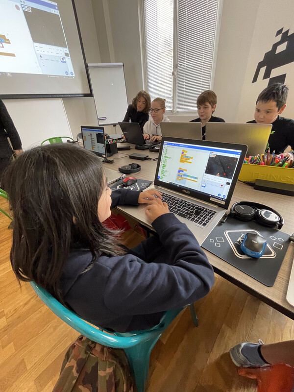 RS11225_IMG_7695-scr - Tech Kids Academy