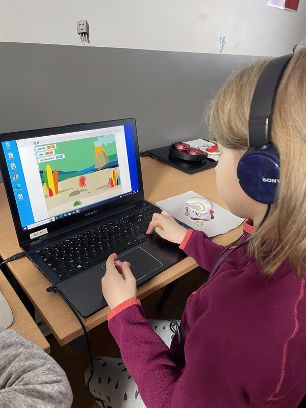 RS13200_IMG_1170 2-scr - Tech Kids Academy