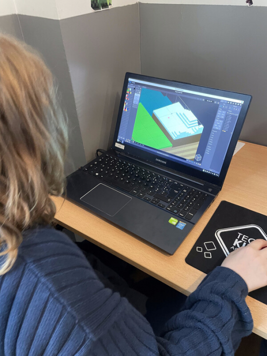 RS20318_IMG_2184-scr