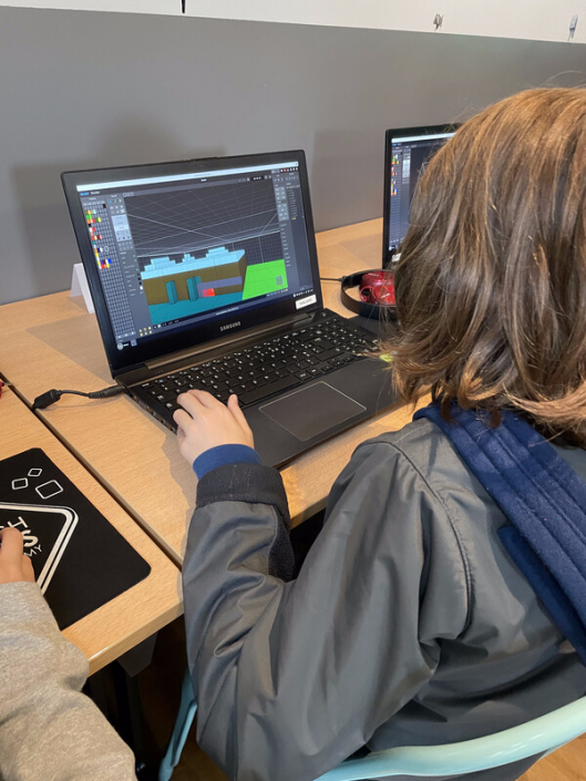 RS20322_IMG_2186-scr