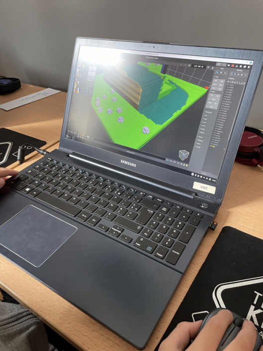 RS20327_IMG_2254-scr