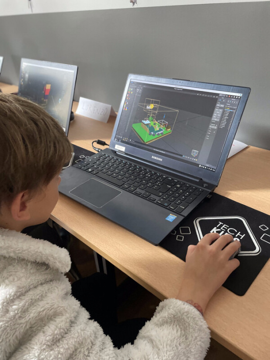 RS20330_IMG_2257-scr