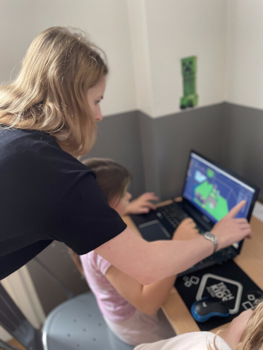 RS20331_IMG_2258-scr