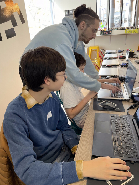 RS20414_IMG_2169-scr