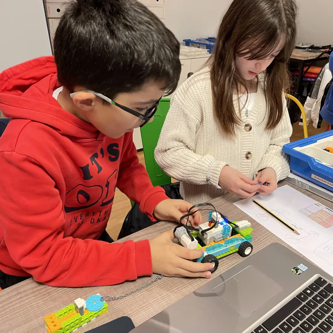 Fabrication voiture Lego