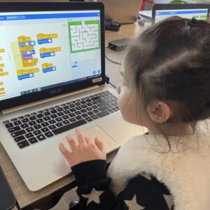 activités numériques 7-9 ans ordinateur