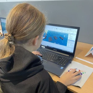 Créer parcours obstacles Roblox Studio