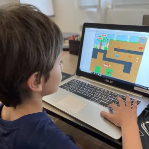 Stage Codage Scratch 7-12 ans - Jeu d'aventure Minecraft (avec 3D) Tech Kids Academy