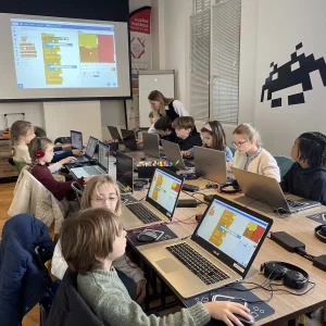 Groupe enfants codage Scratch